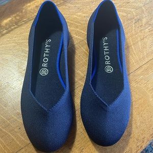 Rothy’s navy blue flats
